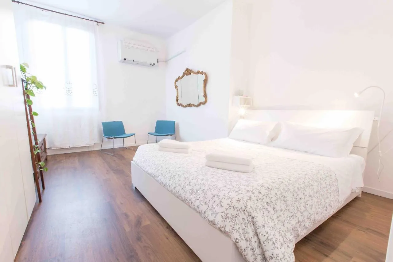 Ca Zulian Amazing Canal View Apartment Veneza 0*,